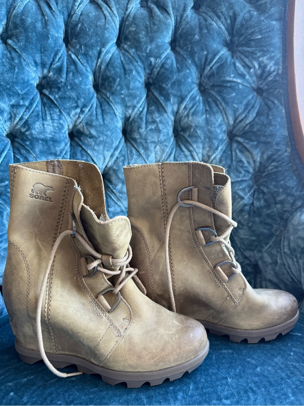 Sorel Joan of Arctic Wedge Size 7